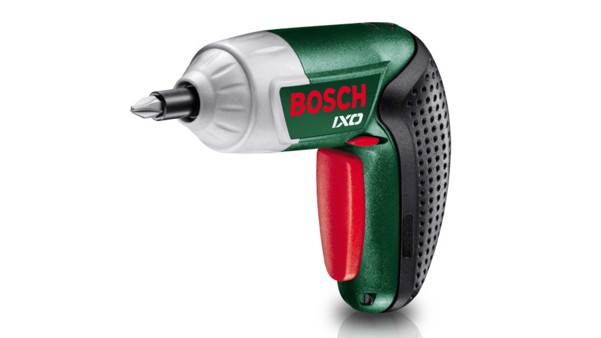 Bosch IXO 1 - Foto des kleinen Schraubers mit der großen Marke