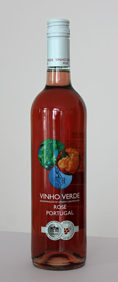 Foto einer Flasche Vinho Verde Rosé Wein