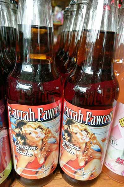 Farrah Fawcett Limo / Cola
